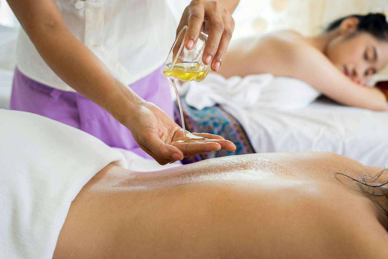 Aroma Oil Massage in Gulshan Dhaka private spa room at Gulshan Royal Thai Spa