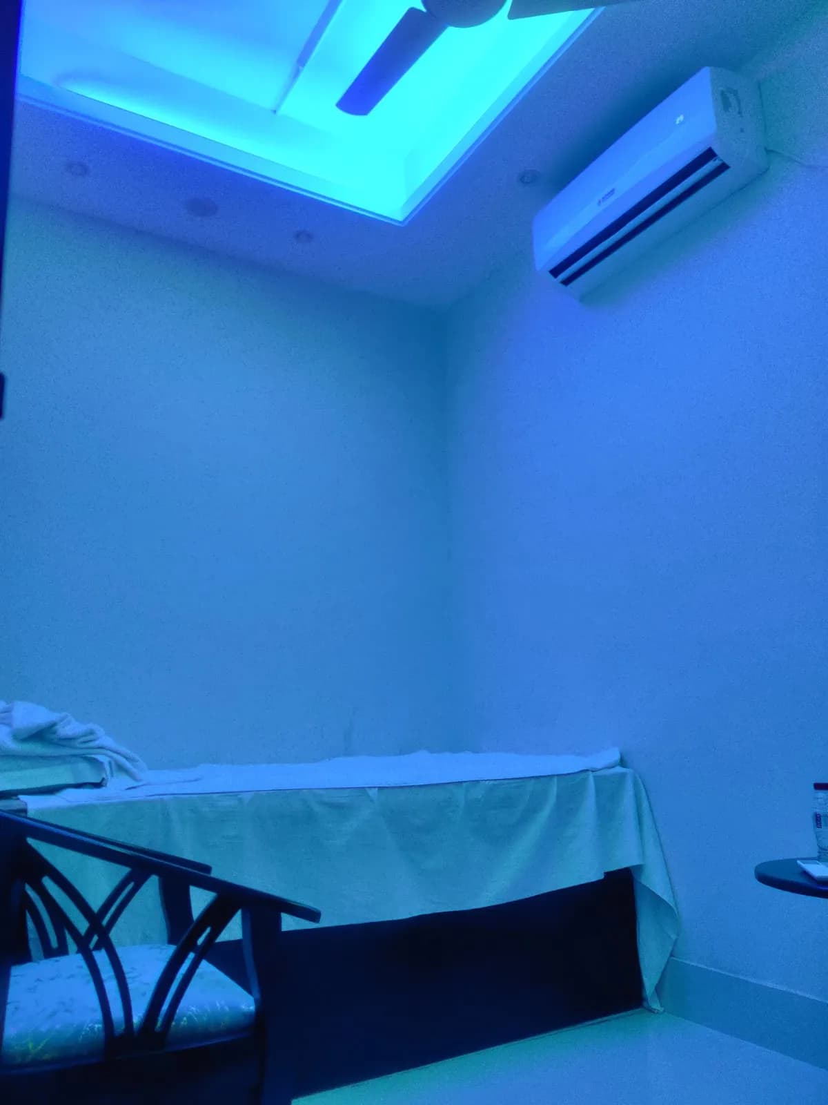 deep tissue massage private spa room in Gulshan 2 Dhaka